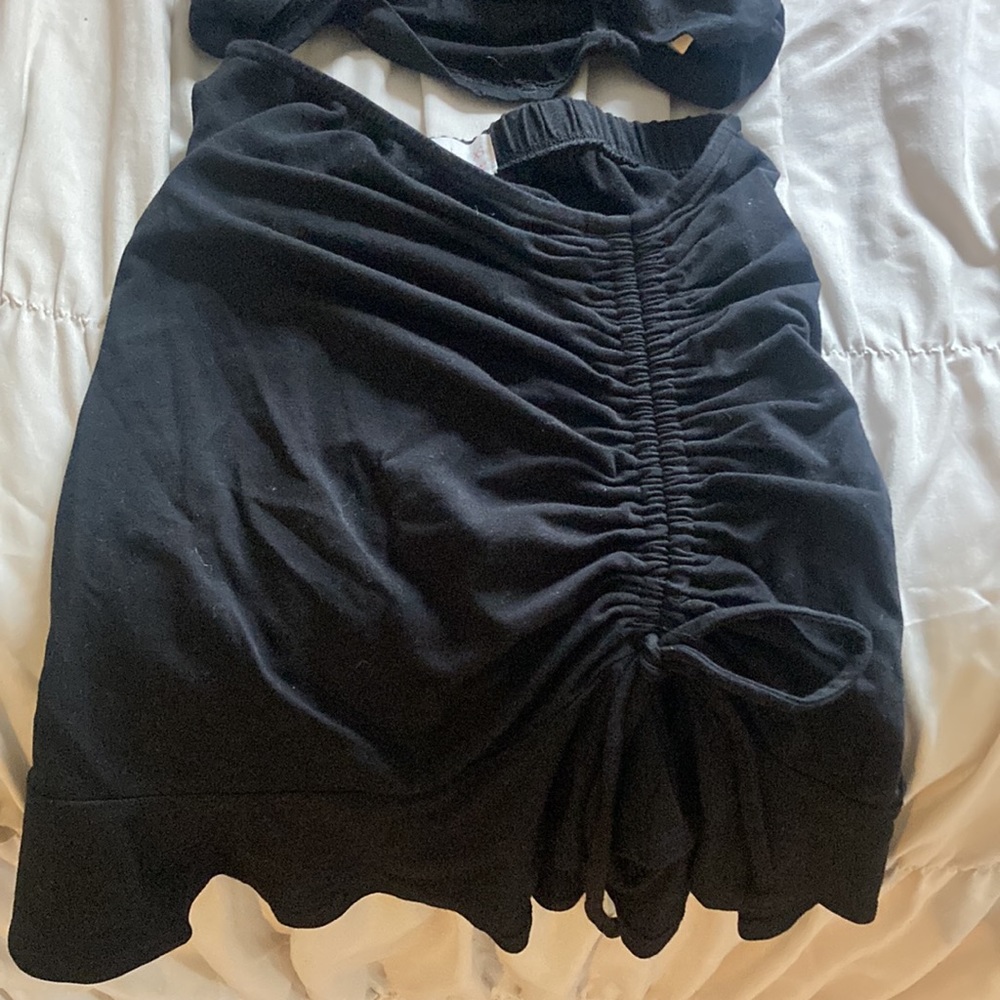 Ruffled Matching Set - Picture 3 of 6